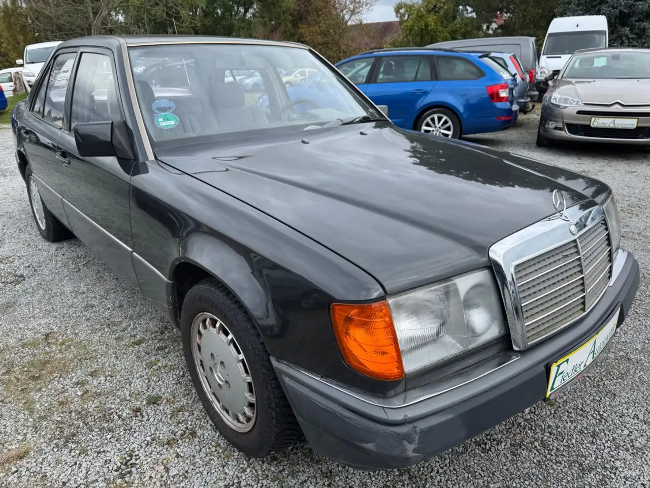 Mercedes-Benz E 200 * Oldtimer * H-Kennzeichen*, foto 11