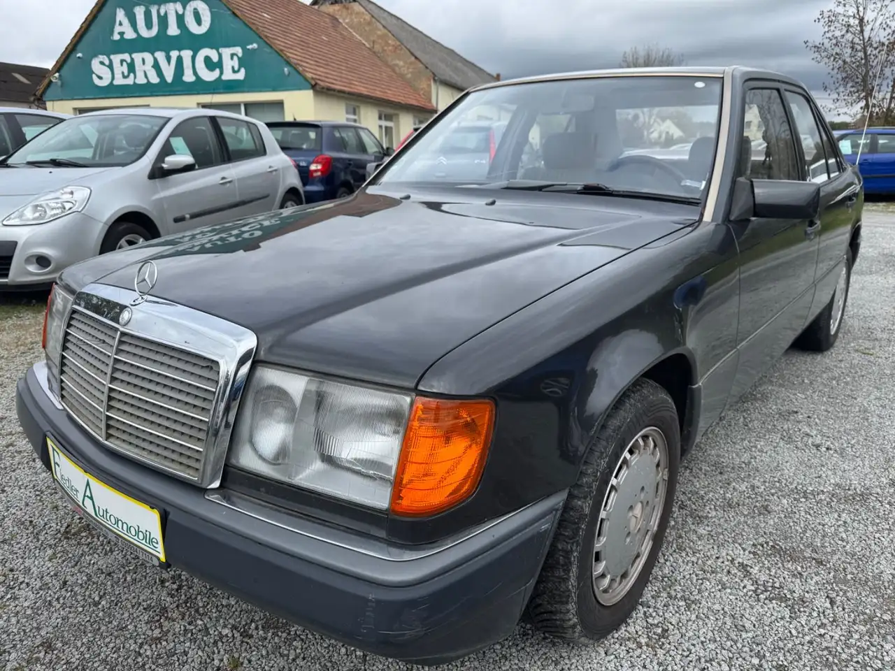 Mercedes-Benz E 200 * Oldtimer * H-Kennzeichen*, foto 9