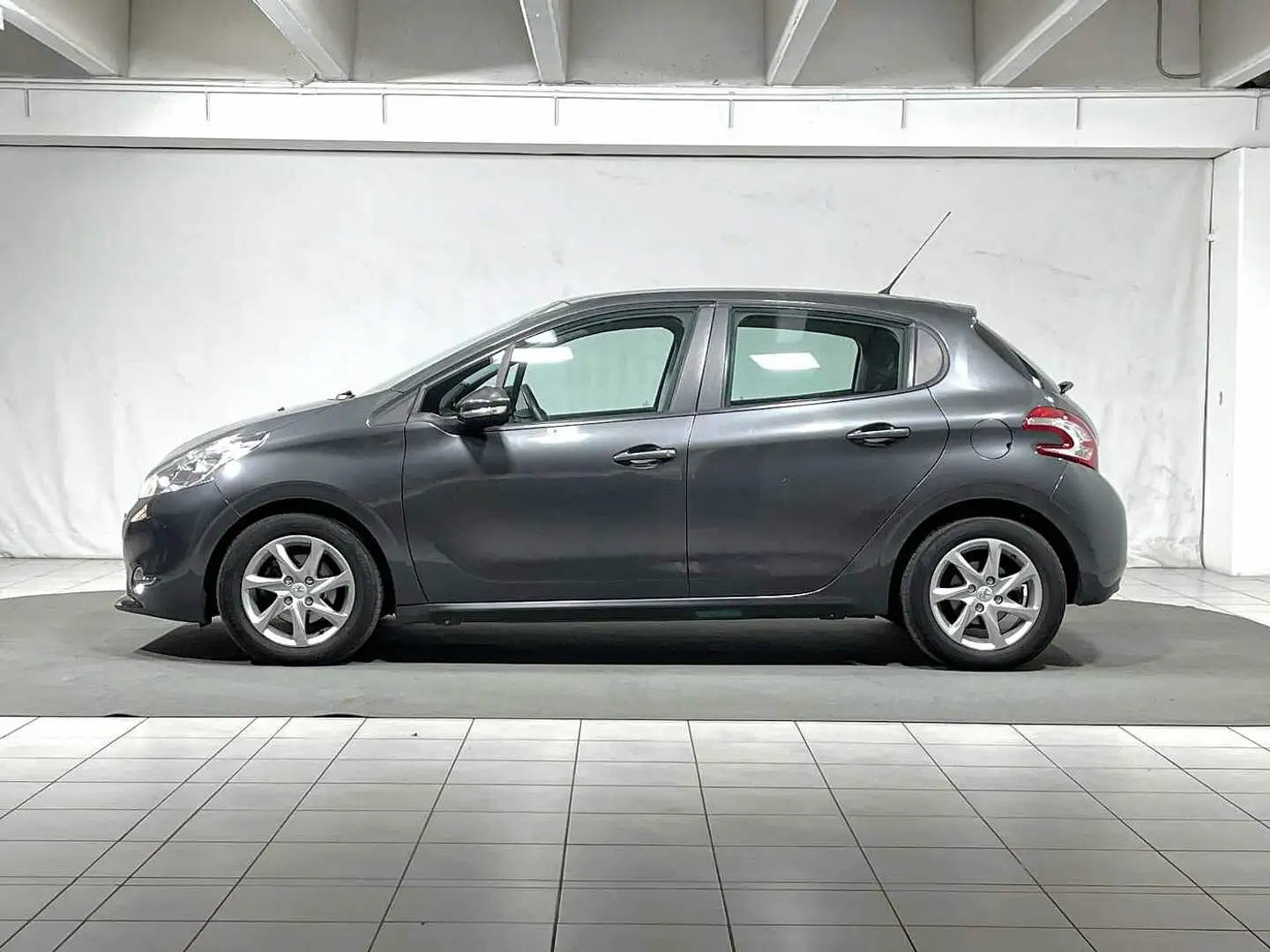 Peugeot 208 1.4 VTi 95 CV 5 porte Allure Grigio - 2
