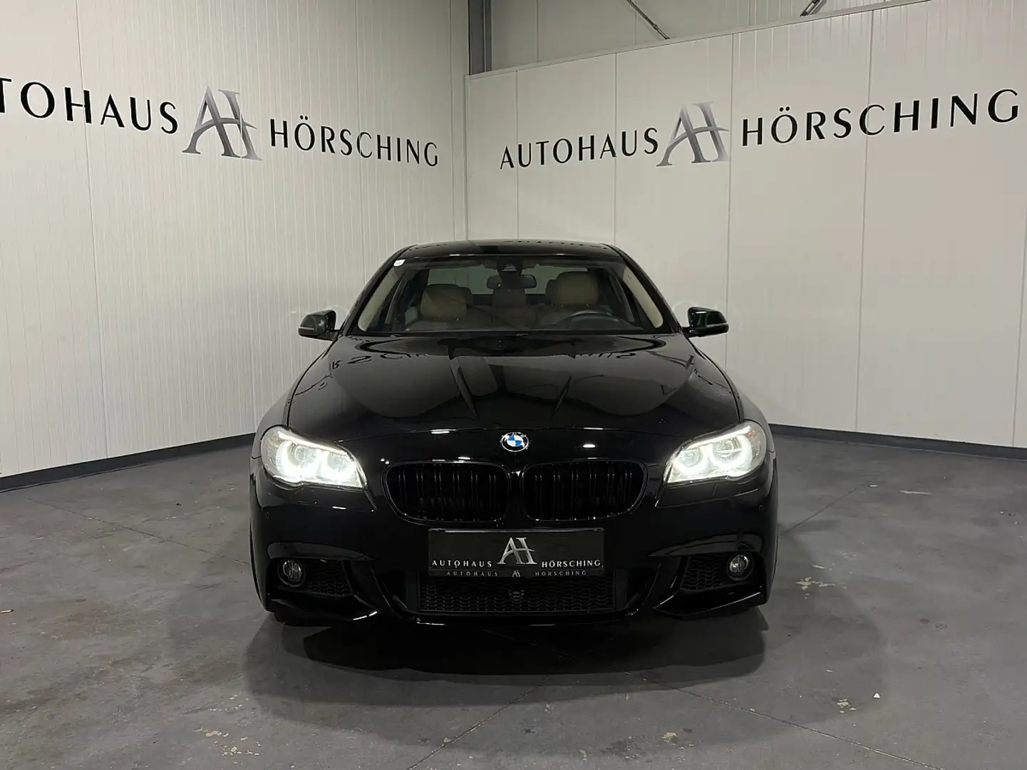 BMW 525 d xDrive Österreich-Paket Aut.///M-Paket/// Schwarz - 2