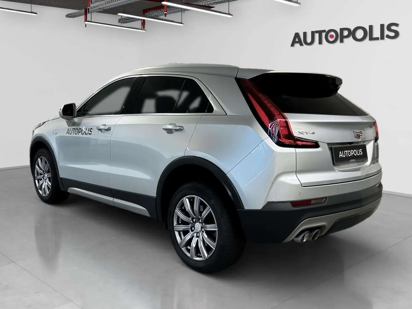 Cadillac XT4 2.0 LAUNCH EDITION Šedá - 2