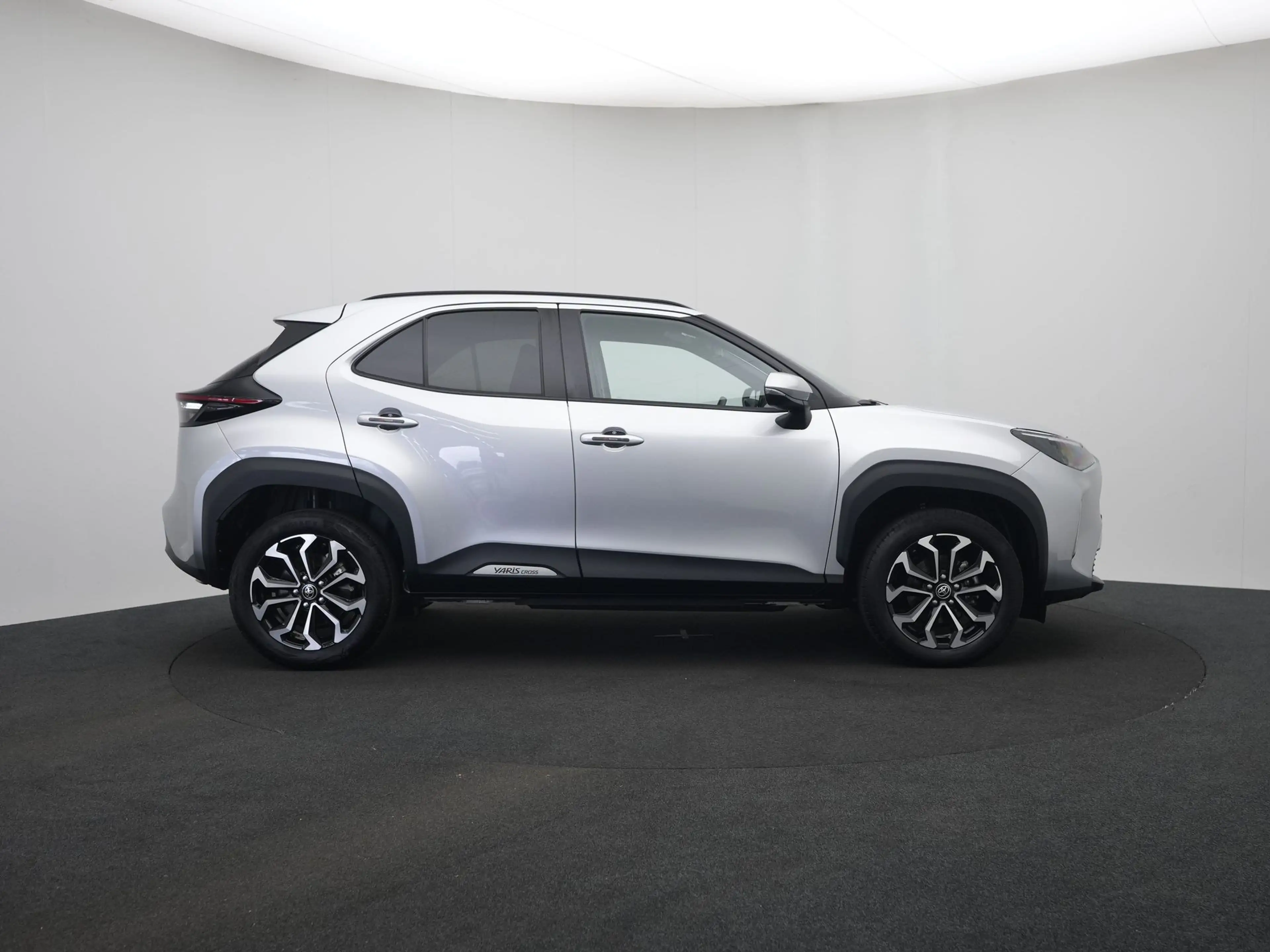 Toyota Yaris Cross 1.5 Hybrid 115 First Edition | NL Auto | Dealer On — photo 11