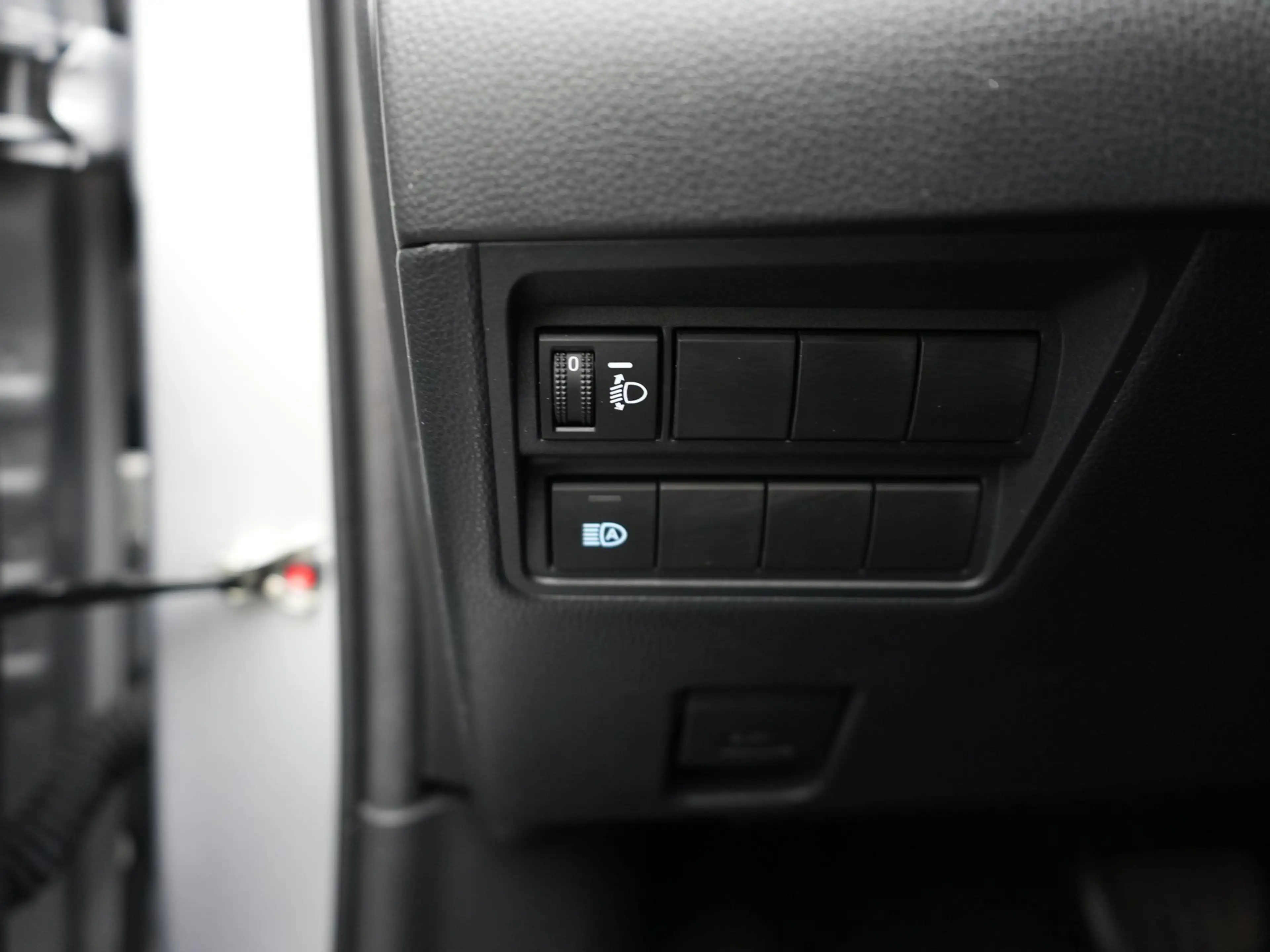 Toyota Yaris Cross 1.5 Hybrid 115 First Edition | NL Auto | Dealer On — photo 8