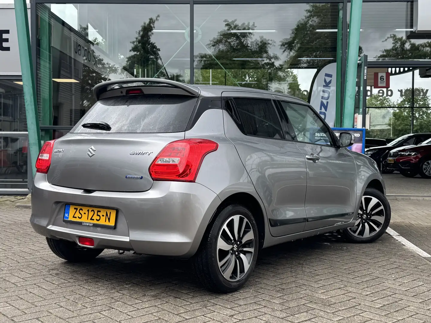 Suzuki Swift 1.2 Stijl Smart Hybrid 90pk | Cruise Control | Ach Gris - 2