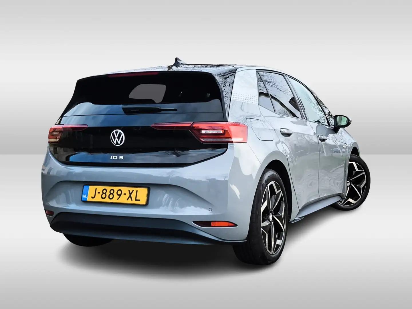 Volkswagen ID.3 First Plus 58 kWh 1e-Eig. & Keurig-Onderh. BOVAG-G Grey - 2
