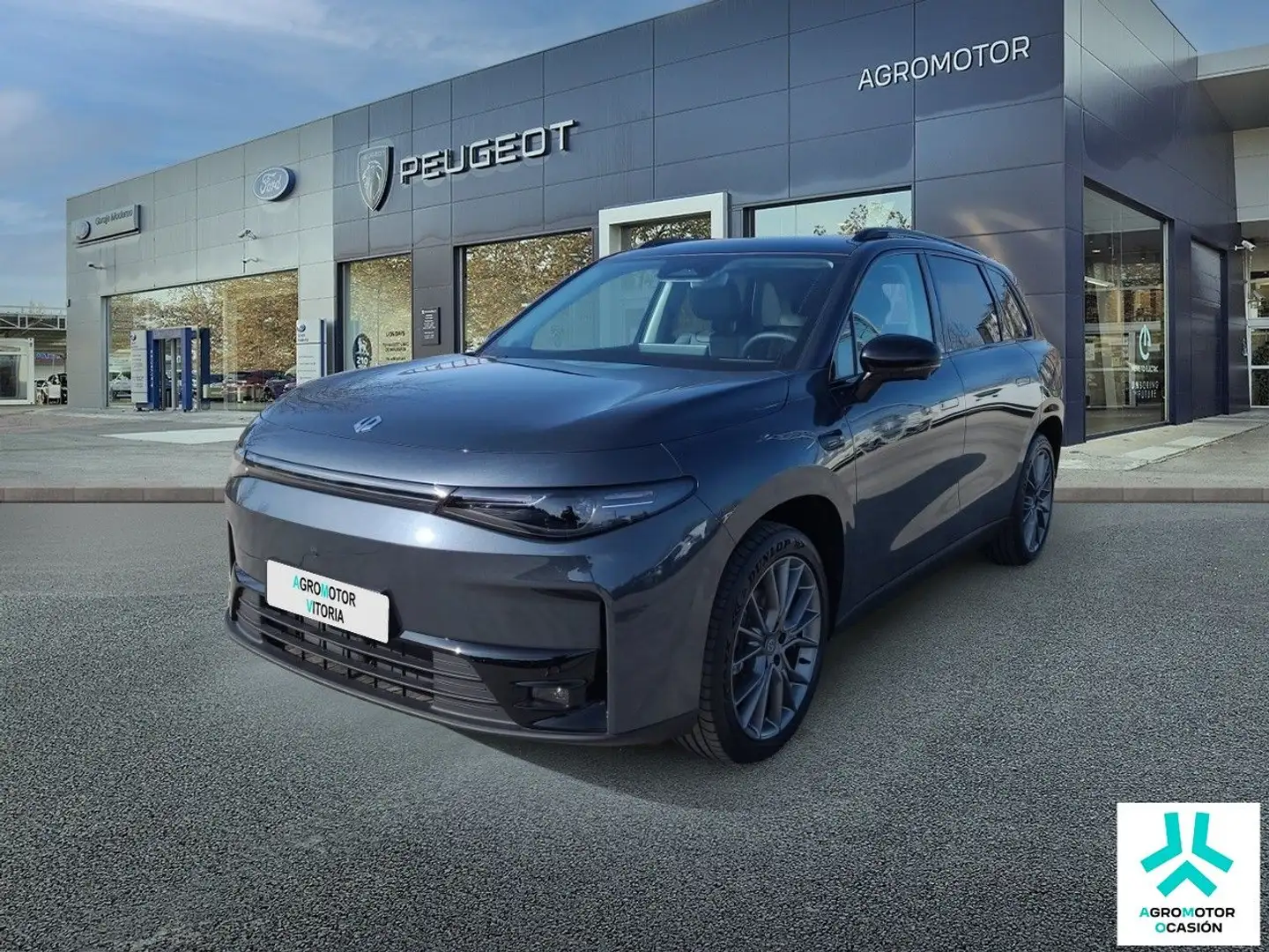 Leapmotor C10 REEV 28.4 kWh Design Auto Gris - 1