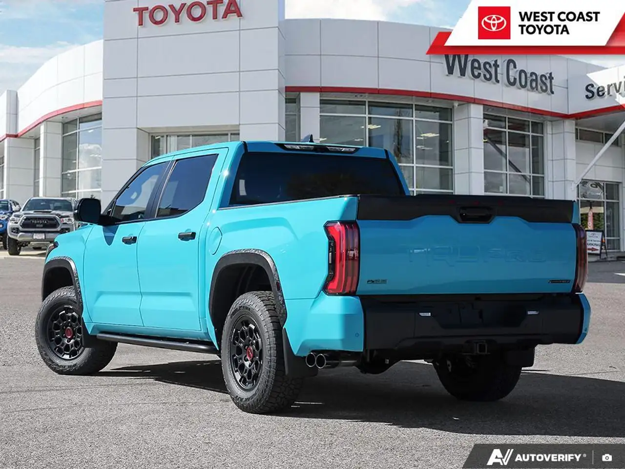 Toyota Tundra снимка Toyota Tundra