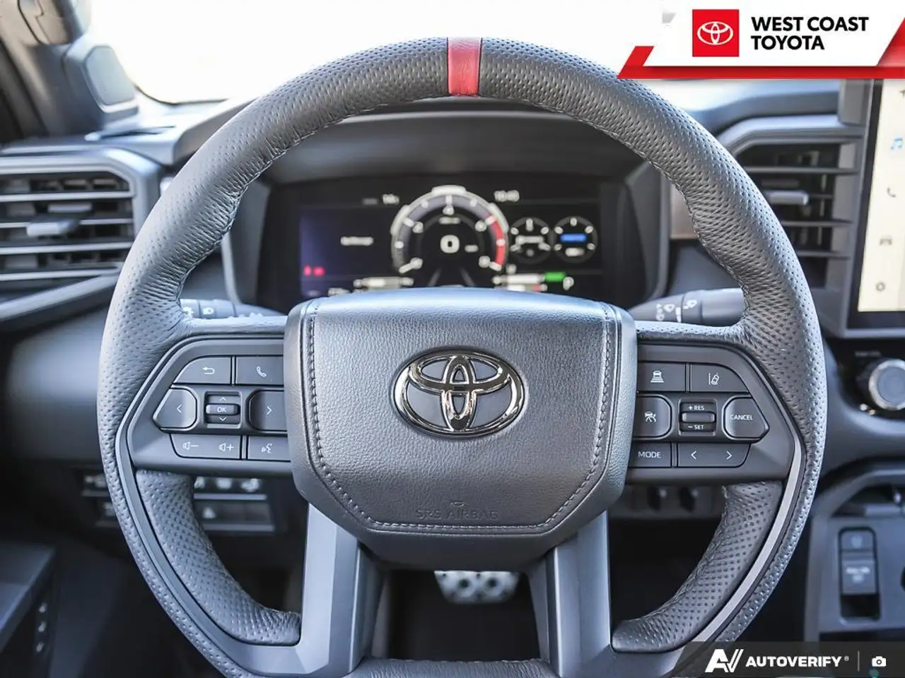 Toyota Tundra снимка Toyota Tundra