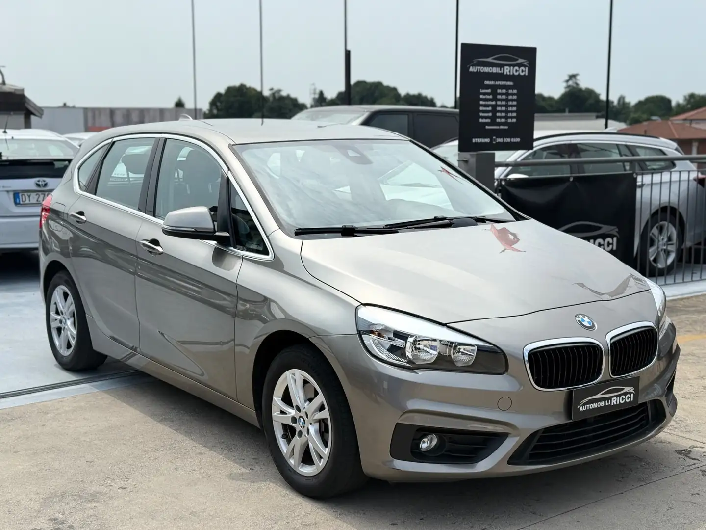 BMW 218i Active Tourer Sport Grigio - 1