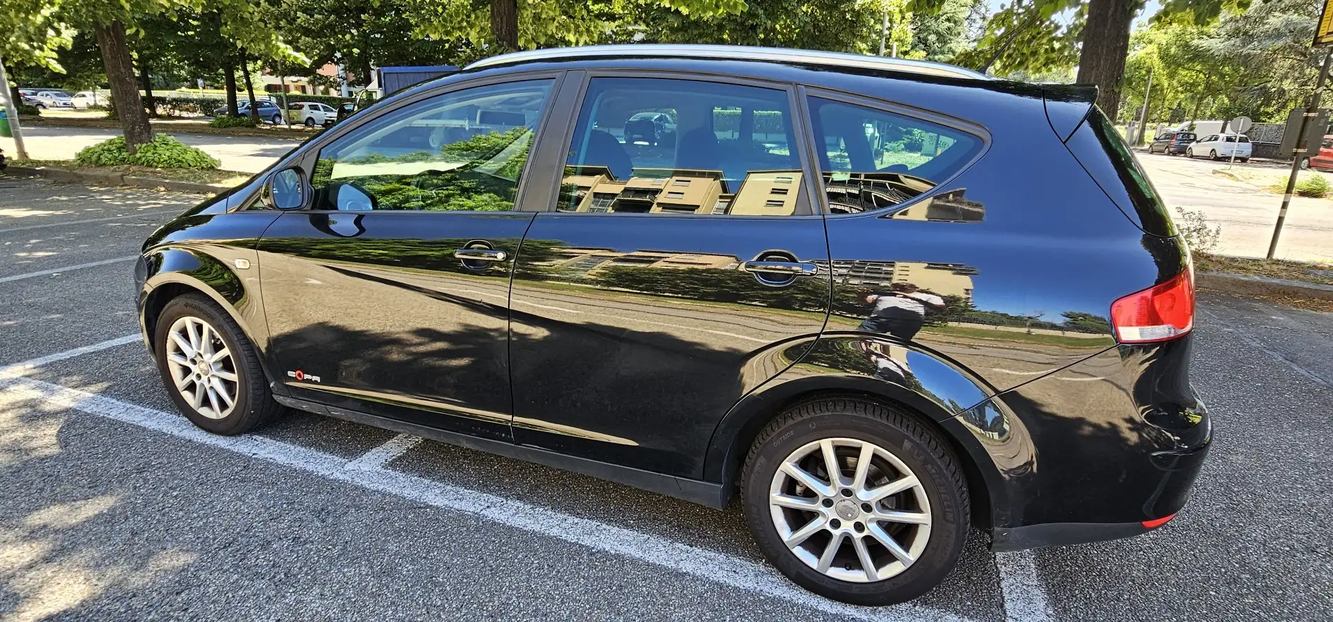 SEAT Altea XL 1.6 Style bi-fuel - 1