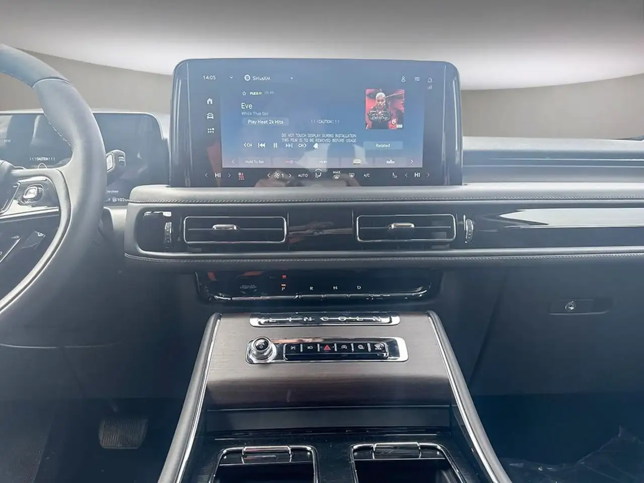 Lincoln Aviator снимка Lincoln Aviator