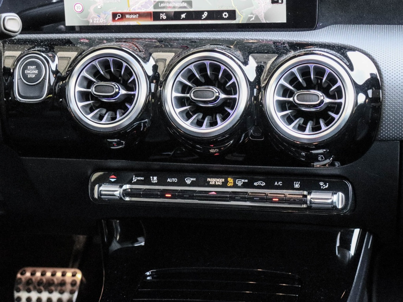 Mercedes-Benz CLA 250 e AMG-Sport+Pano+MLB+Night+Ambiente+Cam — photo 9
