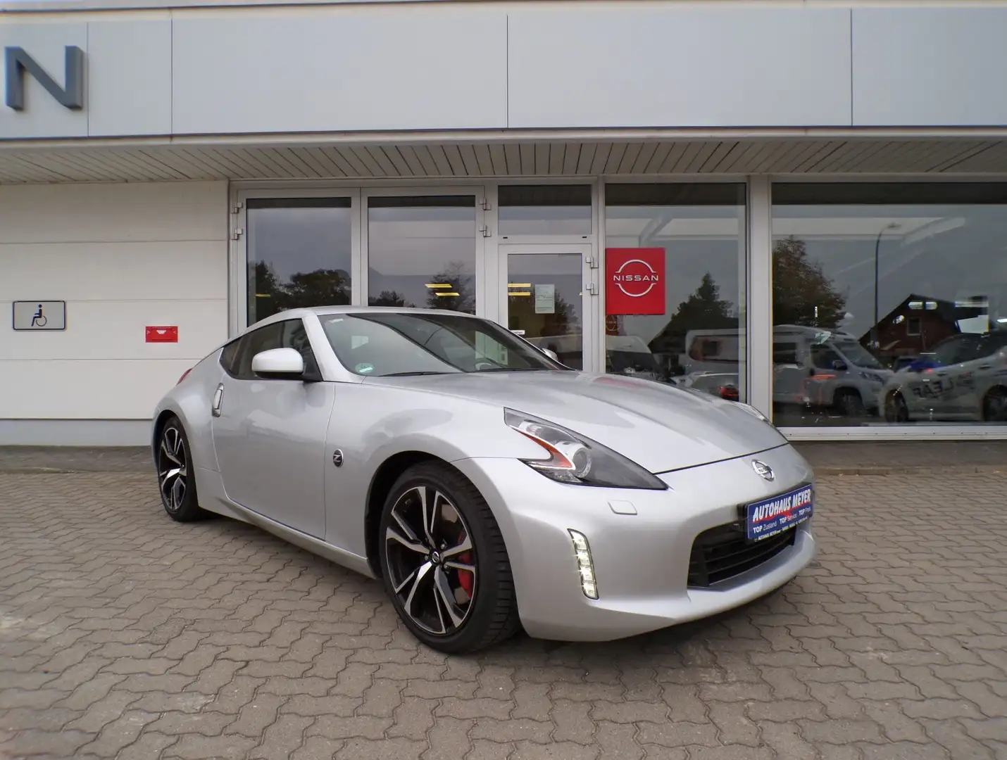 Nissan 370Z 370 Z Pack (EURO 6d-TEMP) Silber - 1