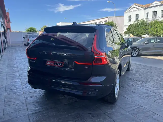 Volvo XC60 view 7