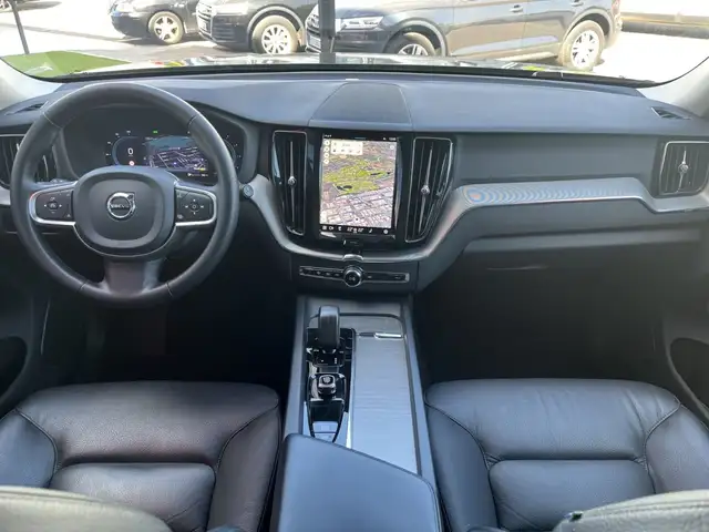 Volvo XC60 view 15