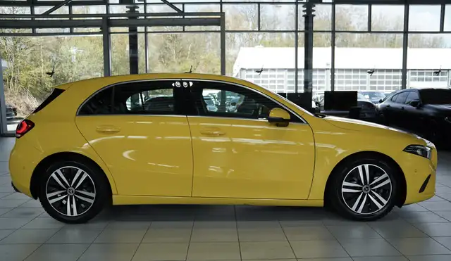 Mercedes-Benz A view 7
