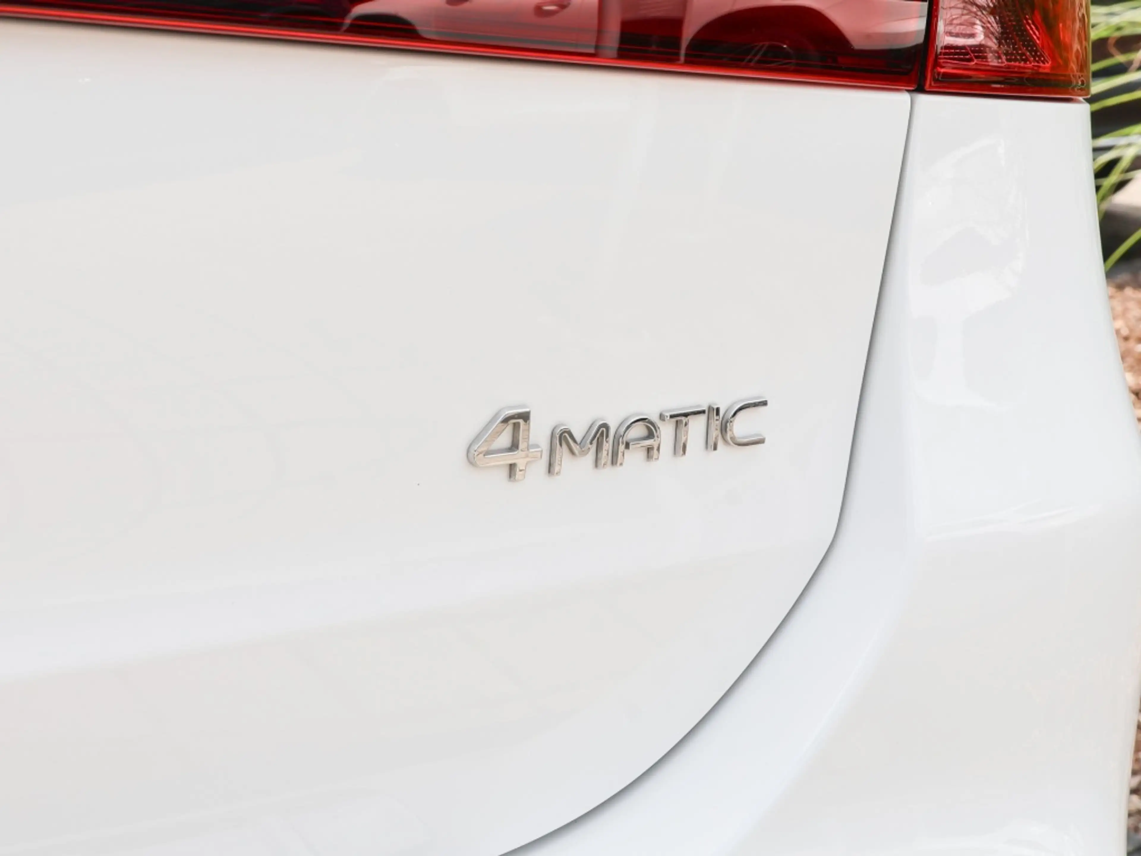 Mercedes-Benz EQA 300 4M Progressive/Pano/AHK/360/Ambi/Totw/18 — photo 13