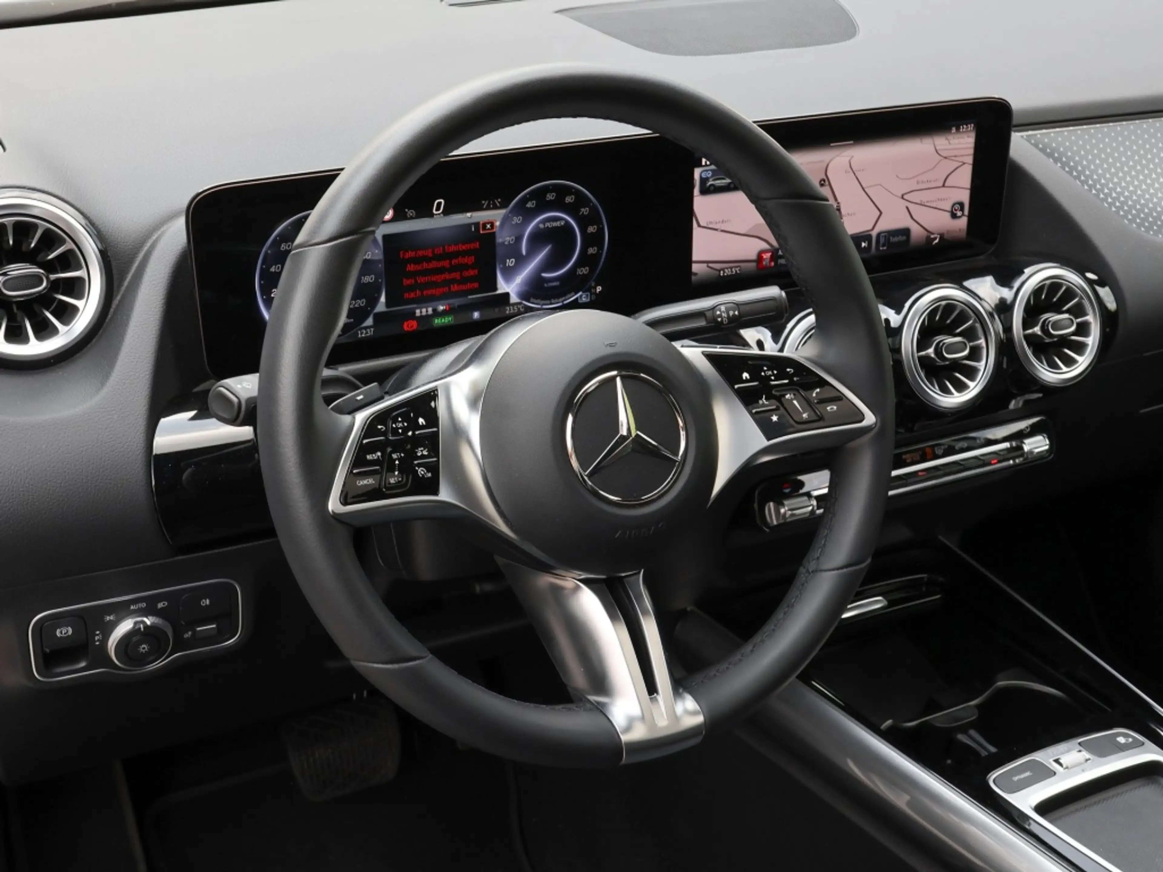Mercedes-Benz EQA 300 4M Progressive/Pano/AHK/360/Ambi/Totw/18 — photo 15