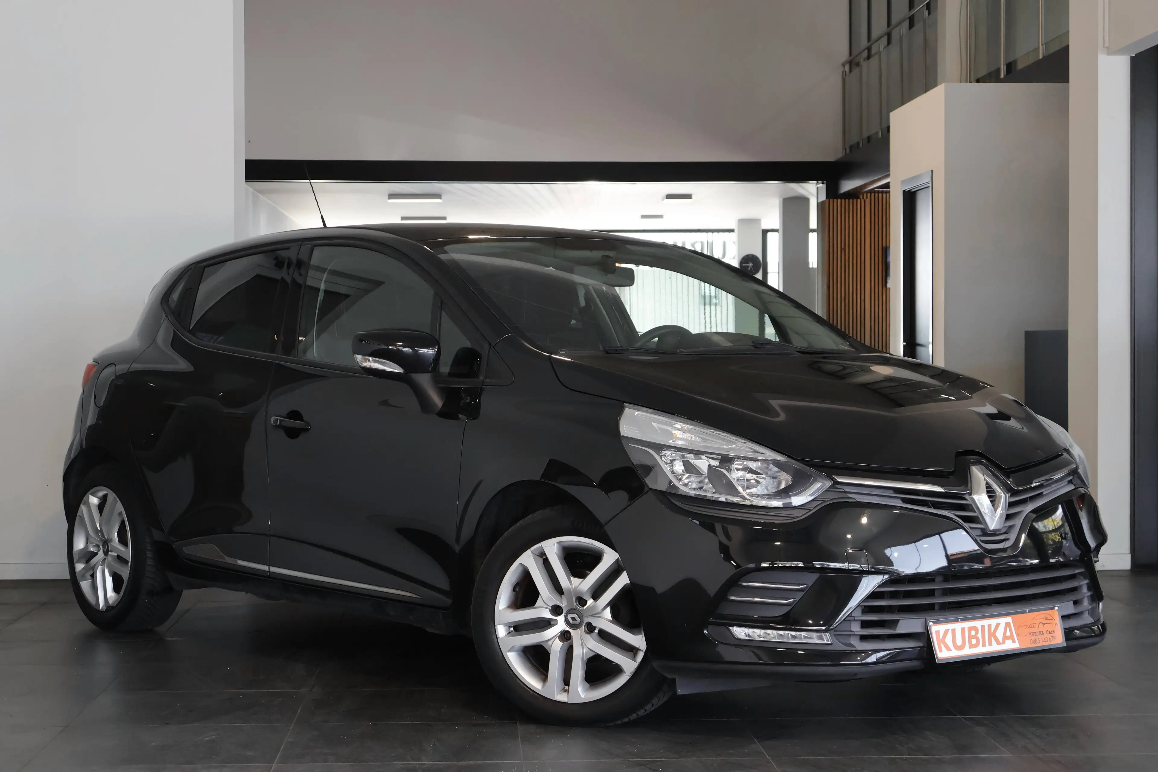 Renault Clio Clio 0.9 TCe Limited CruiseC Navi Garantie* — photo 3