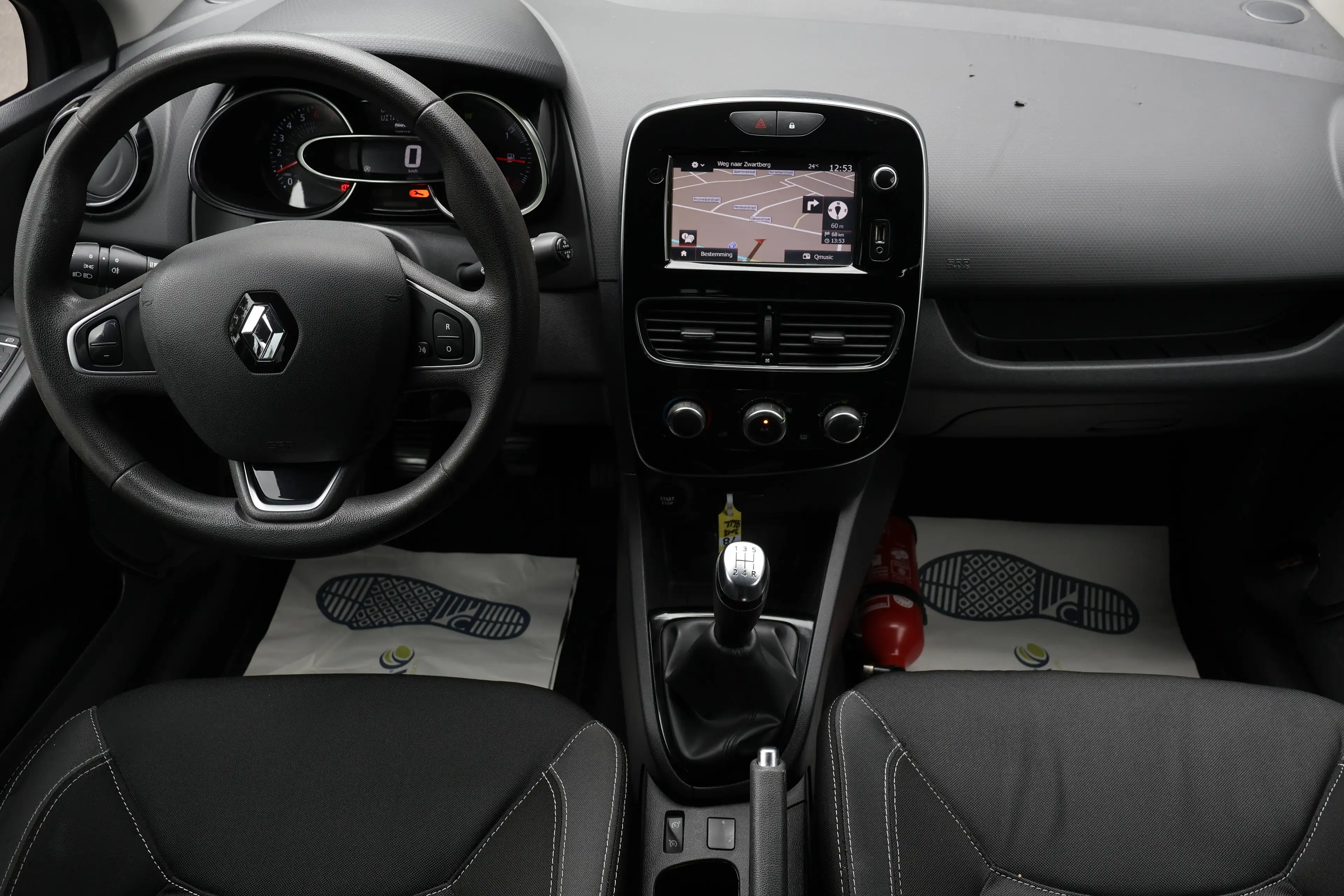 Renault Clio Clio 0.9 TCe Limited CruiseC Navi Garantie* — photo 7
