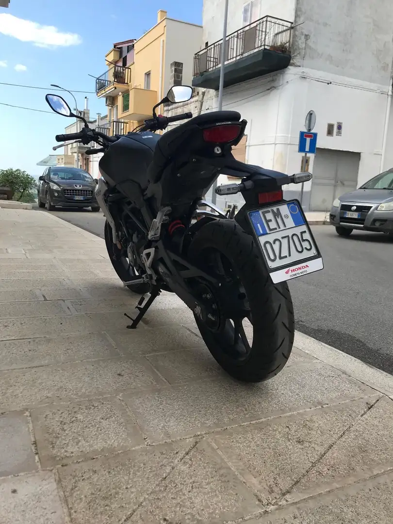 Honda CB 300 R Noir - 2