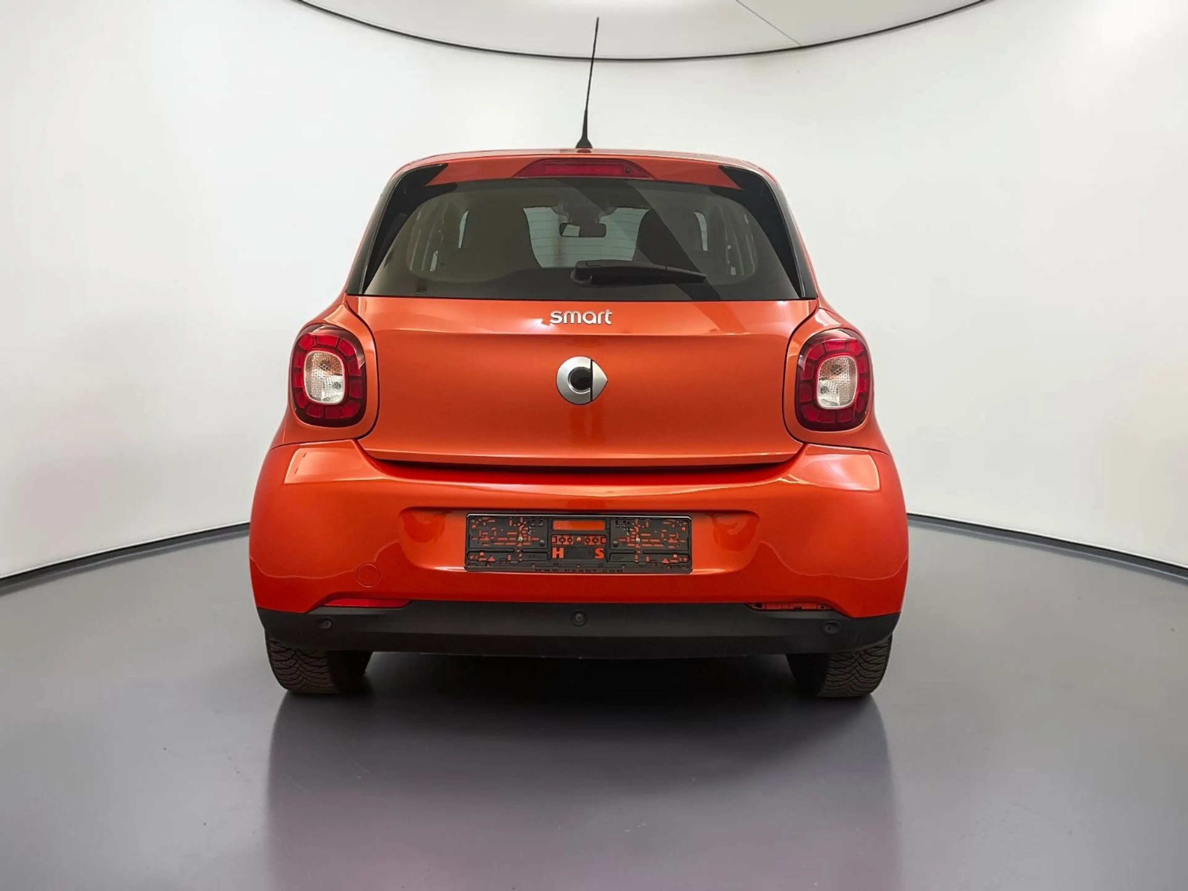 smart forFour *LED*COOL & AUDIO*LEDER* — photo 5
