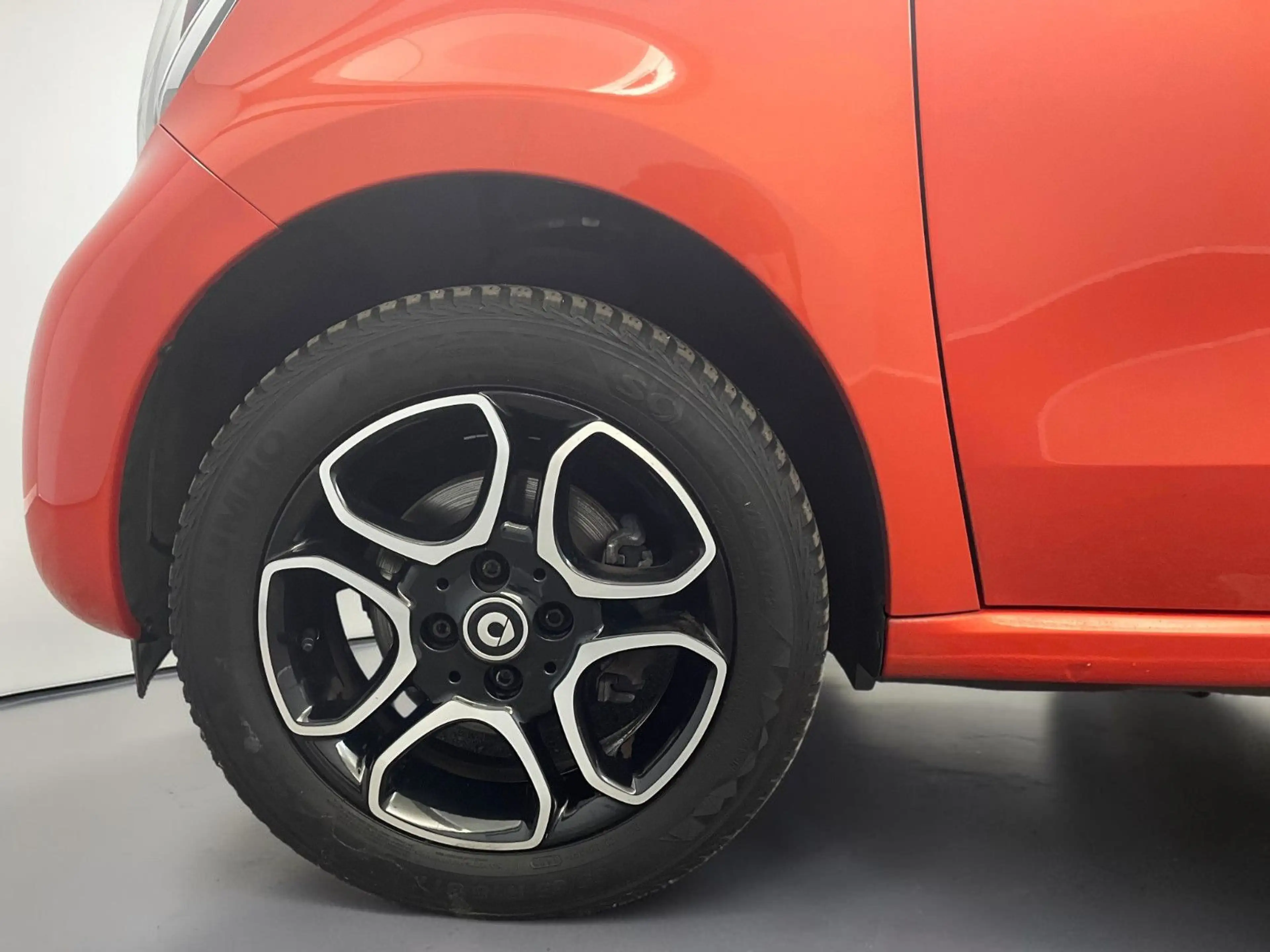 smart forFour *LED*COOL & AUDIO*LEDER* — photo 7