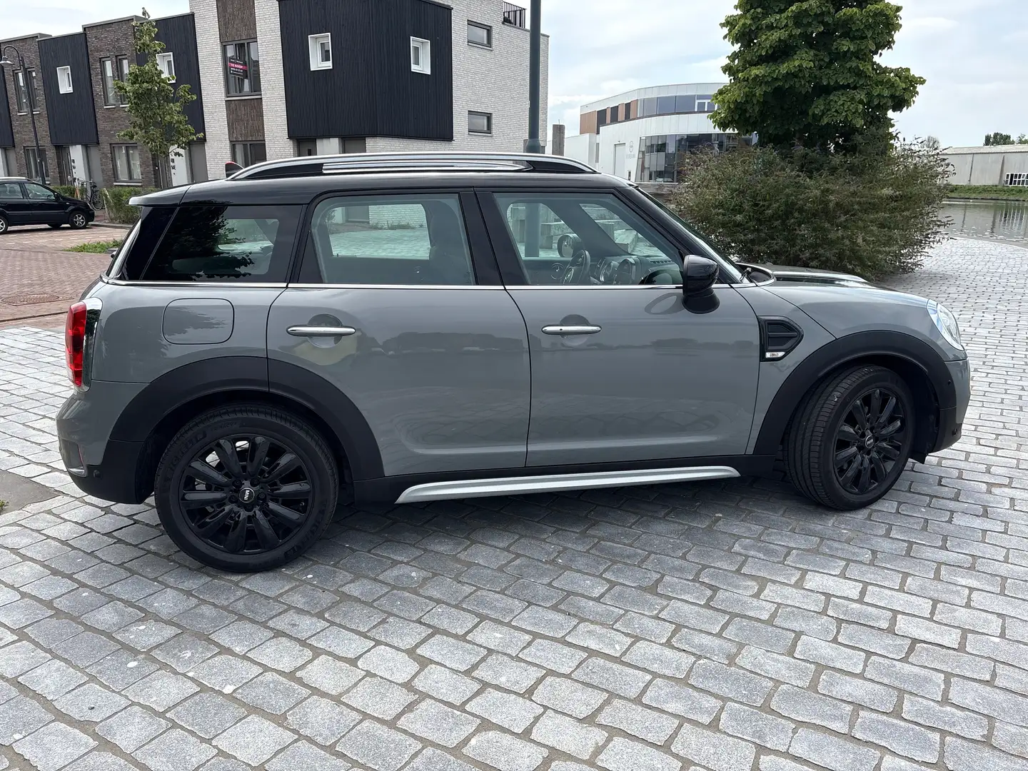 MINI Cooper Countryman Cooper Countryman 1.5 Chili Grijs - 2