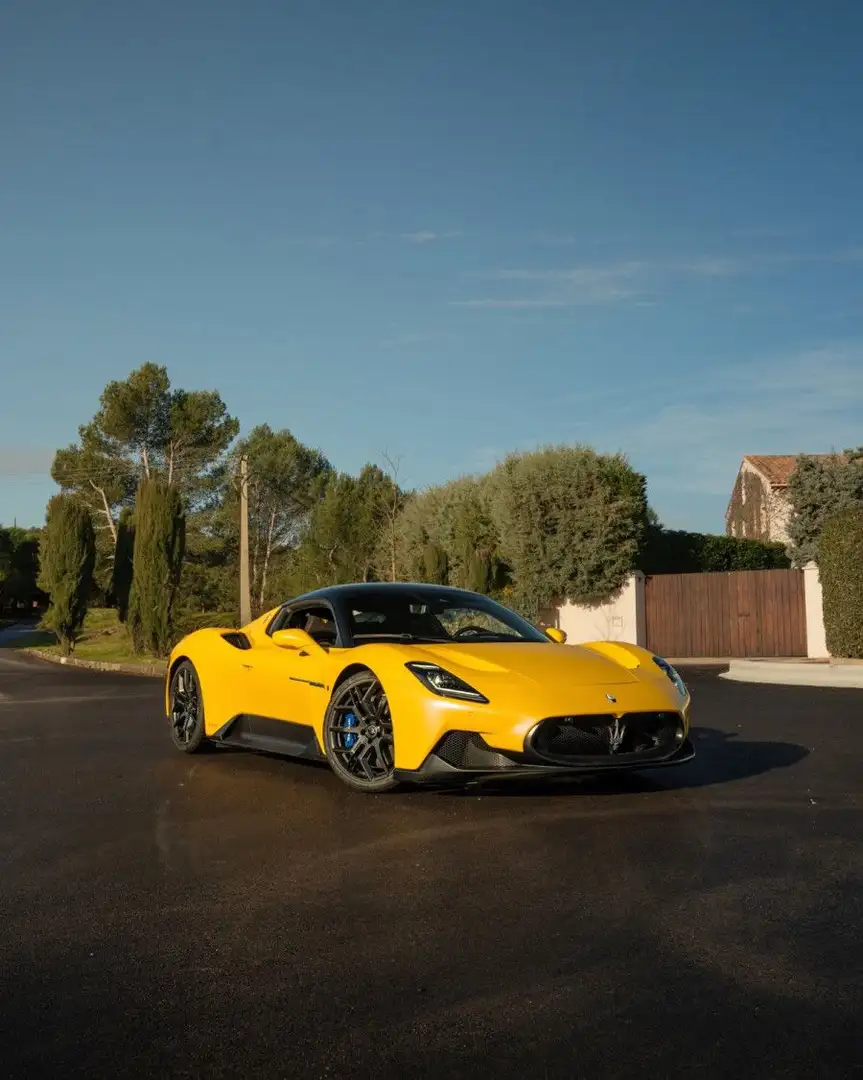 Maserati MC20 V6 BI-turbo 630CH MALUS INCLUS Jaune - 1