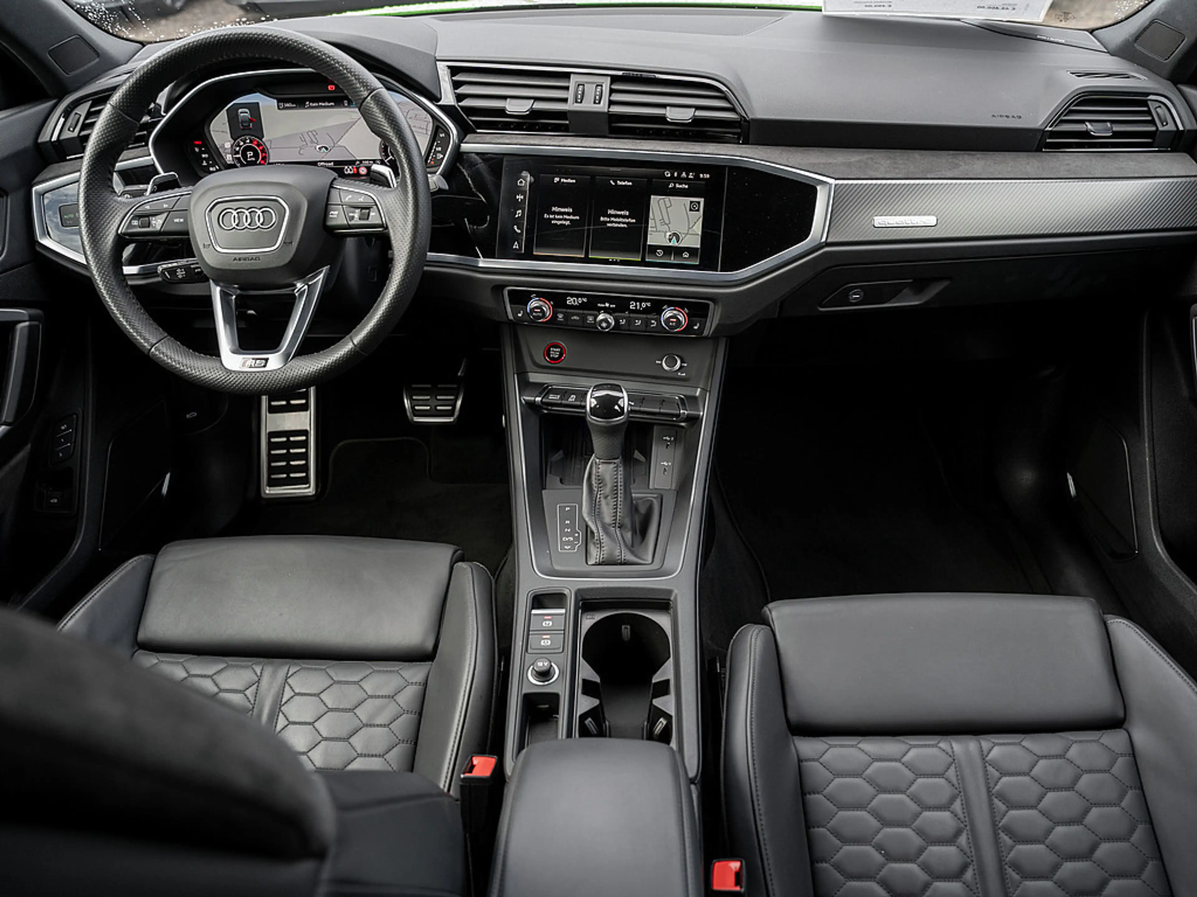 Audi RS Q3 Sportback 2.5 TFSI AHK MATRIX PANO B&O — photo 6