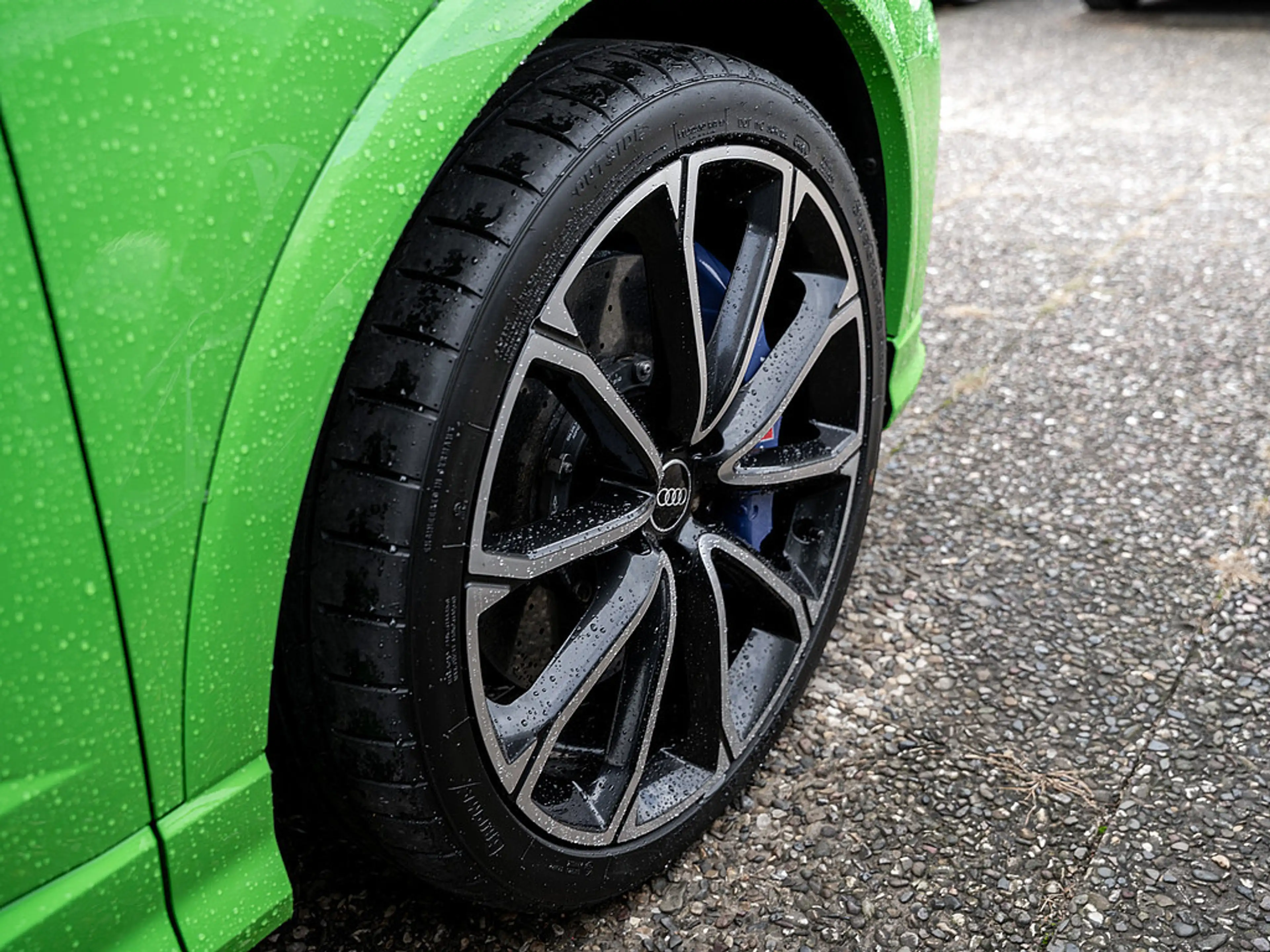 Audi RS Q3 Sportback 2.5 TFSI AHK MATRIX PANO B&O — photo 5