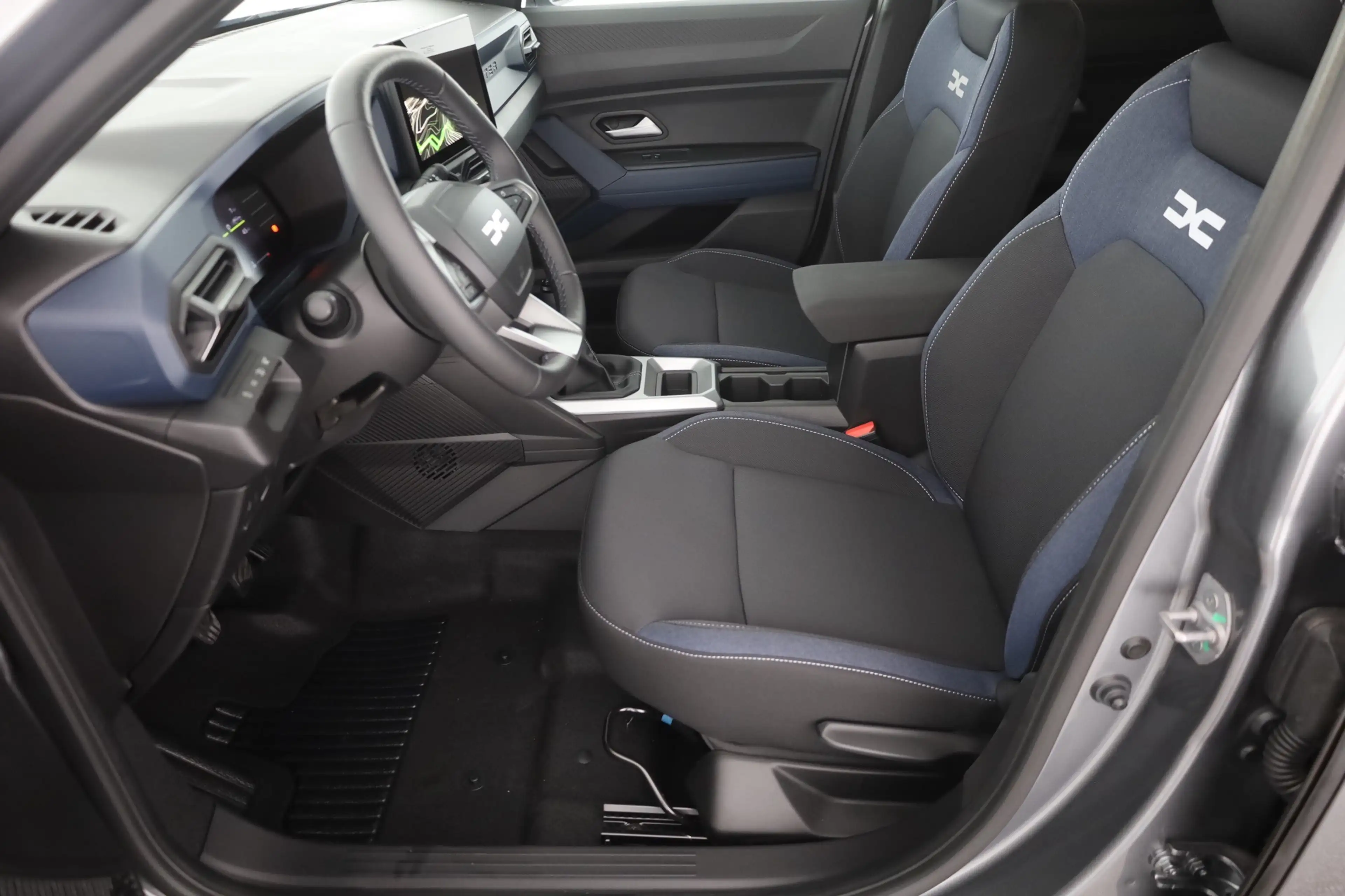Dacia Duster Journey TCe 130 LED Kamera — photo 23