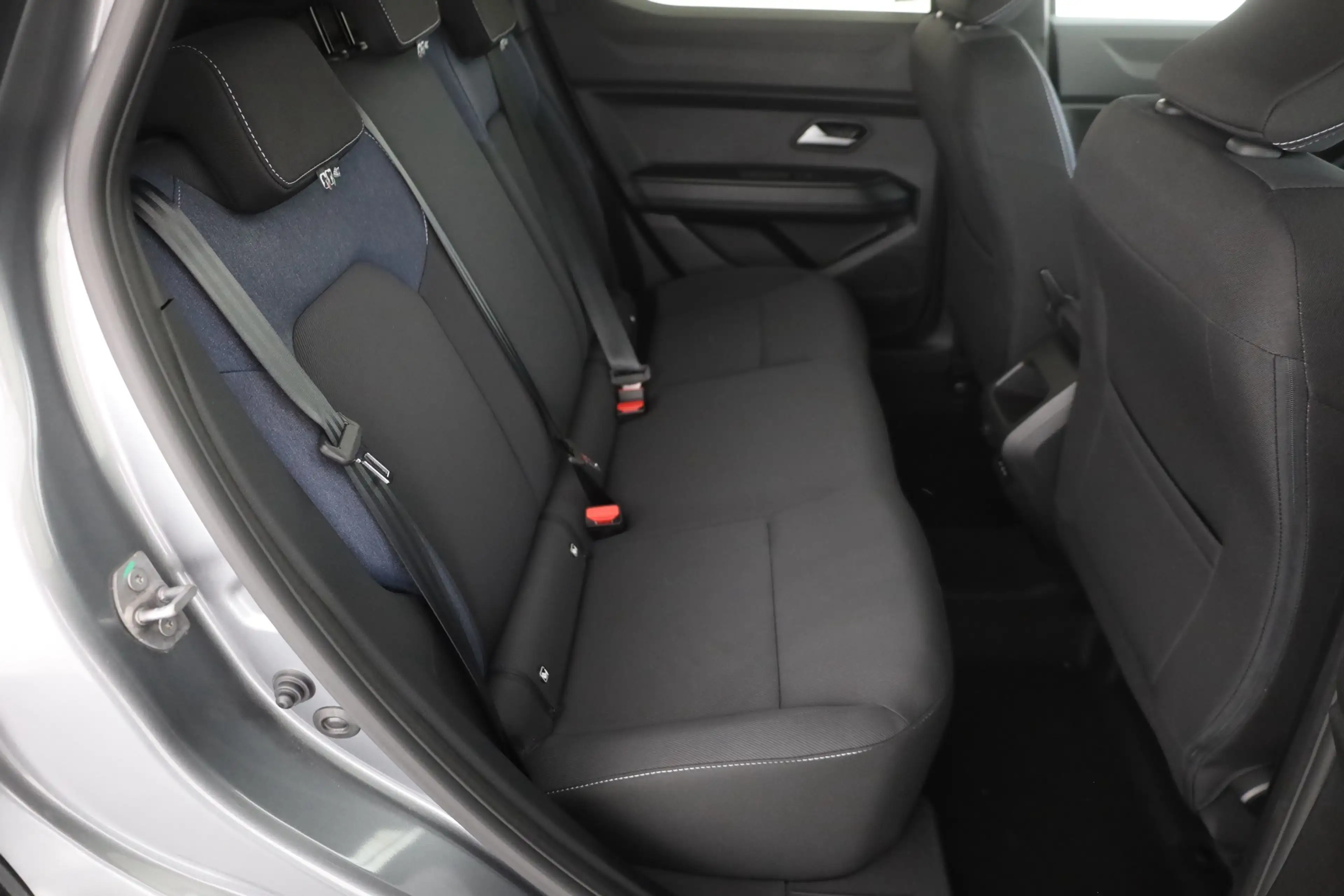 Dacia Duster Journey TCe 130 LED Kamera — photo 25