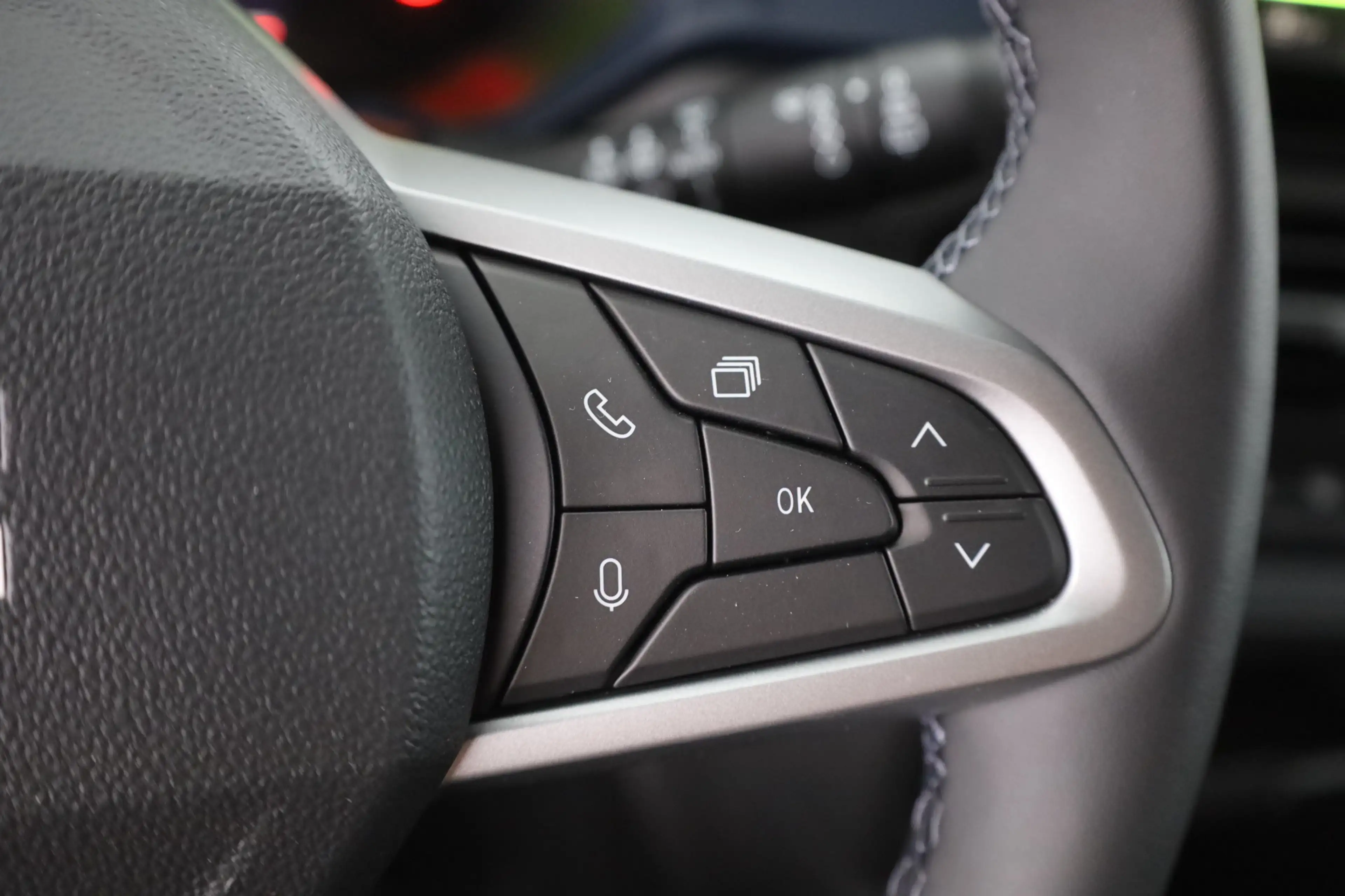 Dacia Duster Journey TCe 130 LED Kamera — photo 17