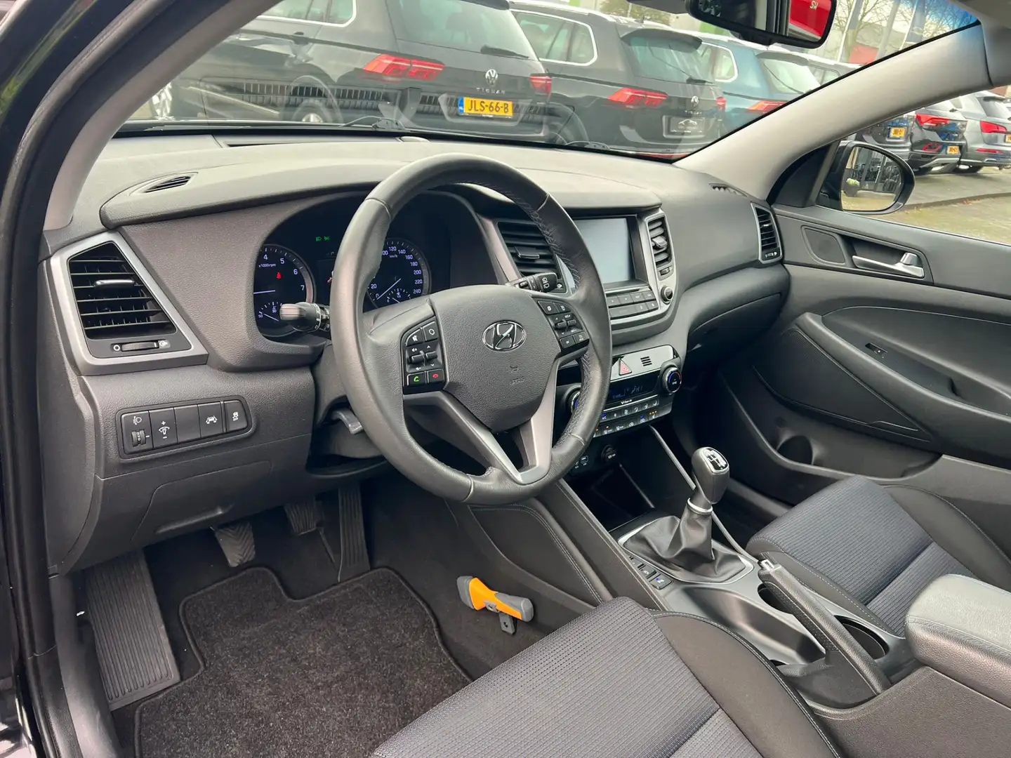 Hyundai TUCSON 1.6 GDi navi, cruise, camera, trekhaak, stoelverw Noir - 2