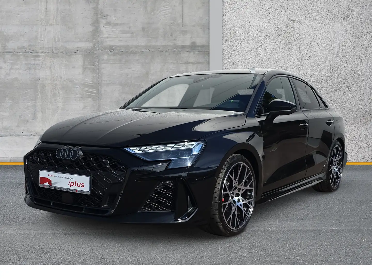 Audi RS3 Limousine qu MATRIX LEDER PANO 280KM/H RS-AGA HuD Schwarz - 2