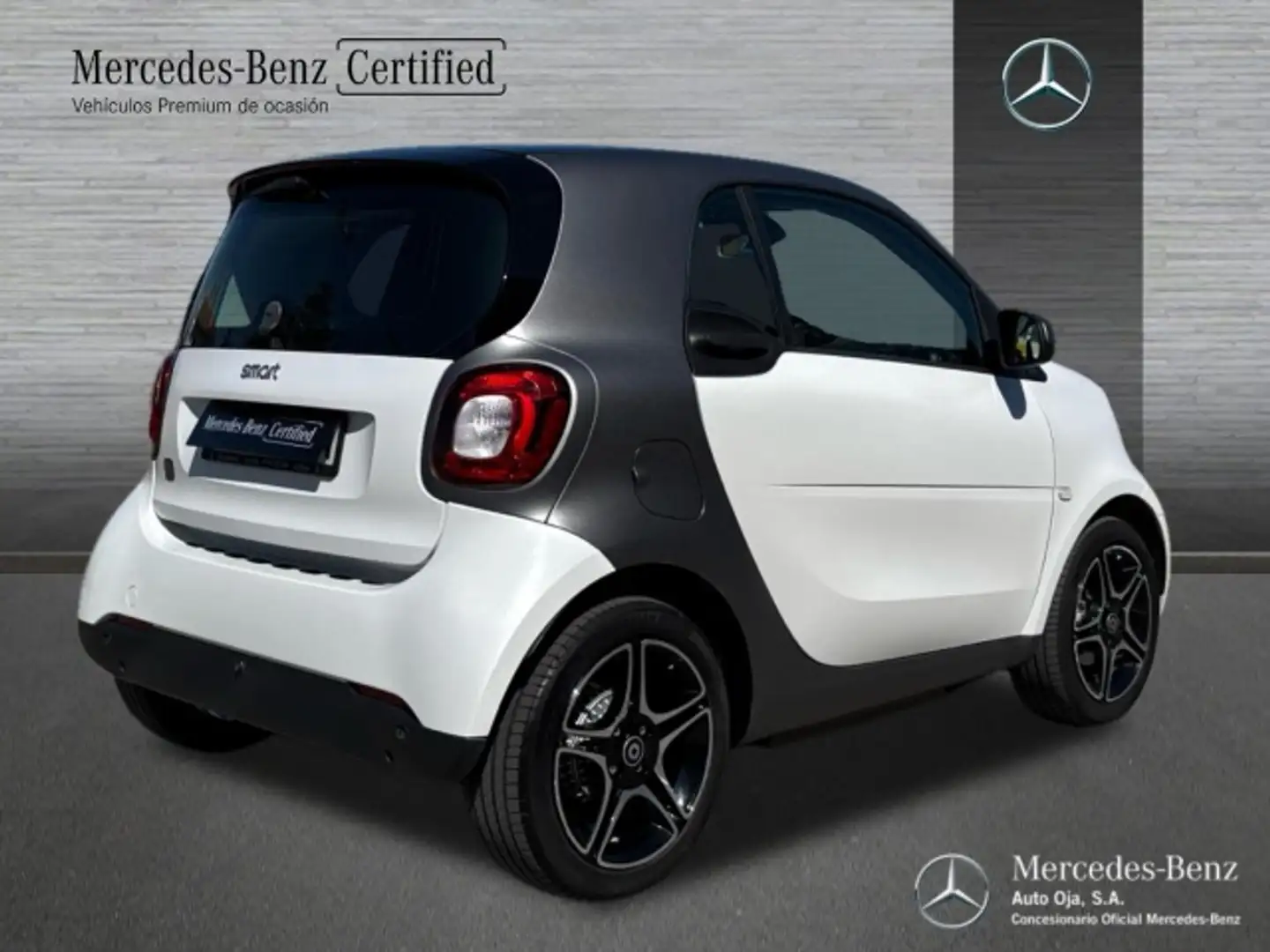 smart forTwo Coupé EQ Blanc - 2