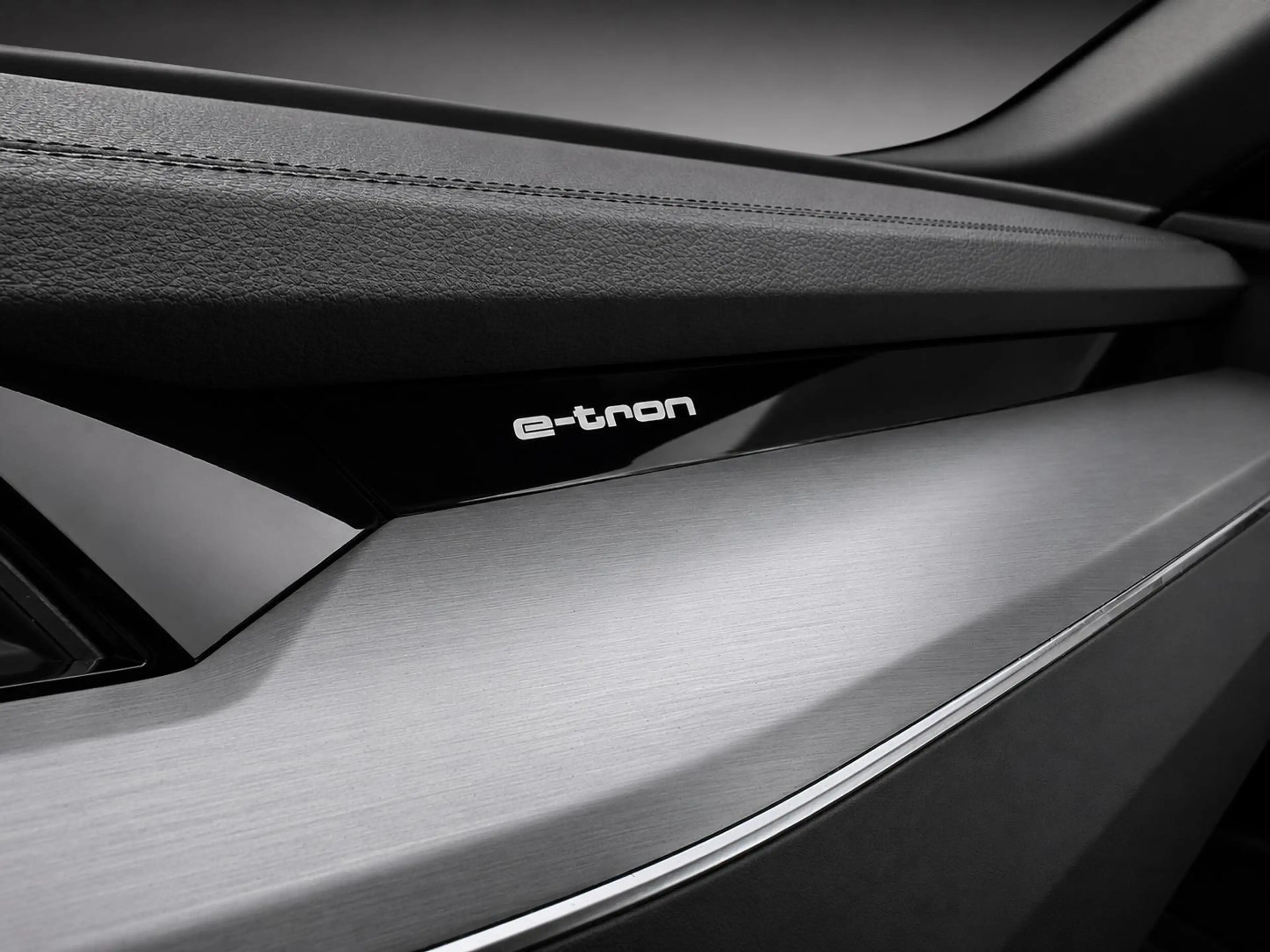 Audi e-tron 50 quattro Launch edition Black 71 kWh| ACC|AppleC — photo 10