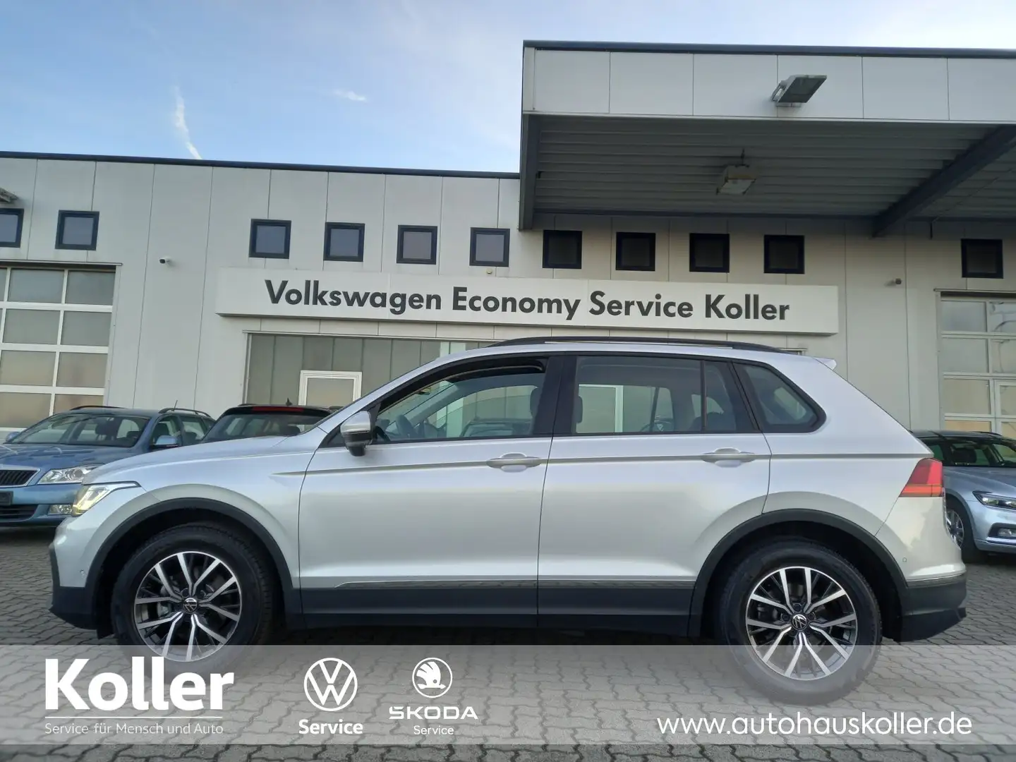 Volkswagen Tiguan Tiguan 1.5 TSI DSG Navi Kamera SideAssist Matrix Silber - 2
