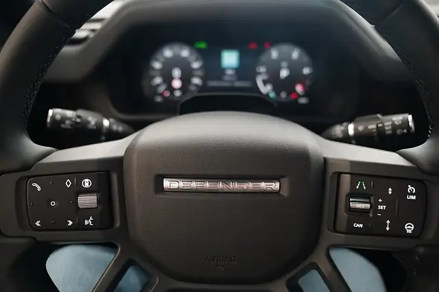 Land Rover Defender 110 D200 AWD X-Dynamic SE Aut. Ansicht 22