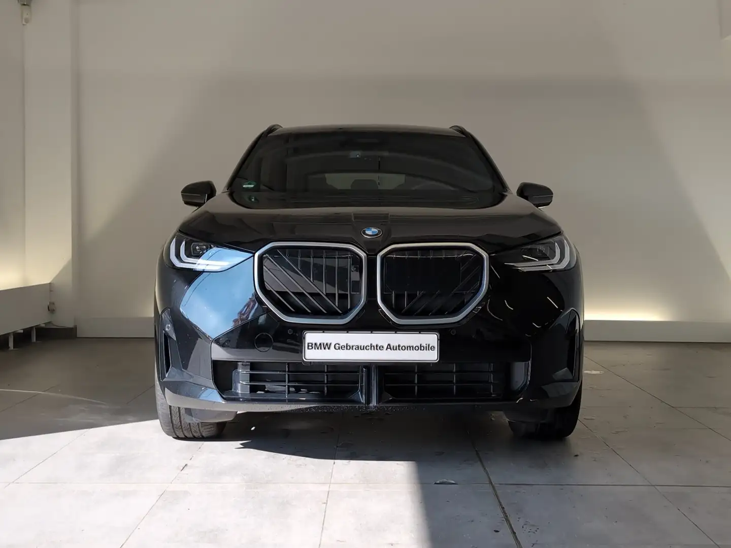 BMW X3 20d xDrive M Sportpaket DAB/SHZ/Pano Schwarz - 2