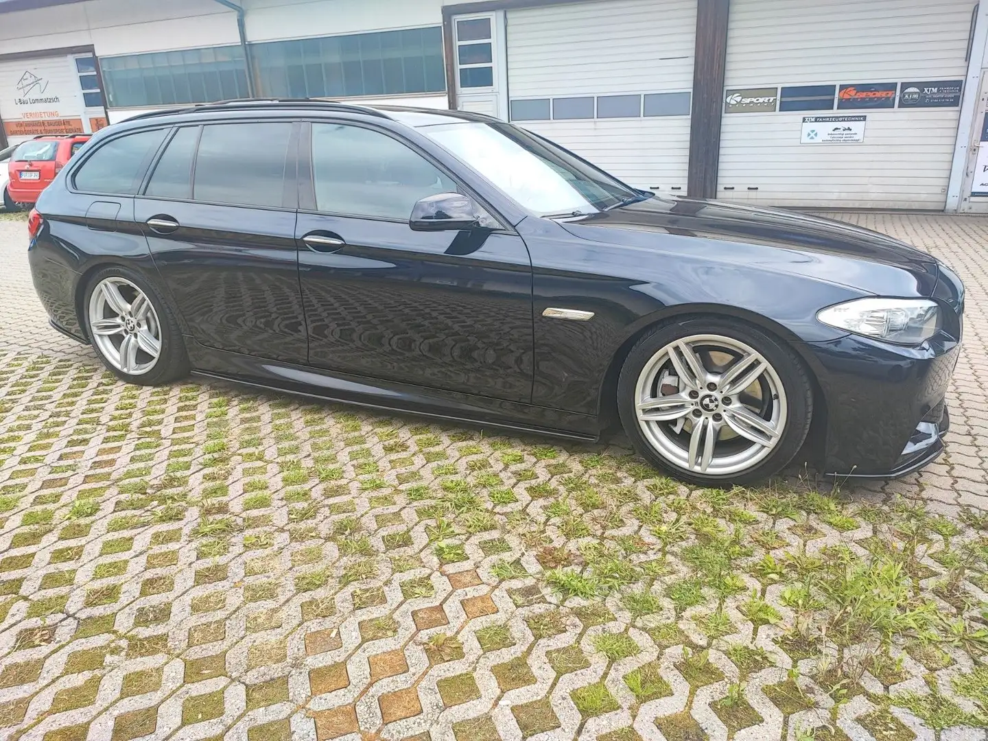 BMW 535 Baureihe 5 Touring 535d*voll*M Technik* Czarny - 2