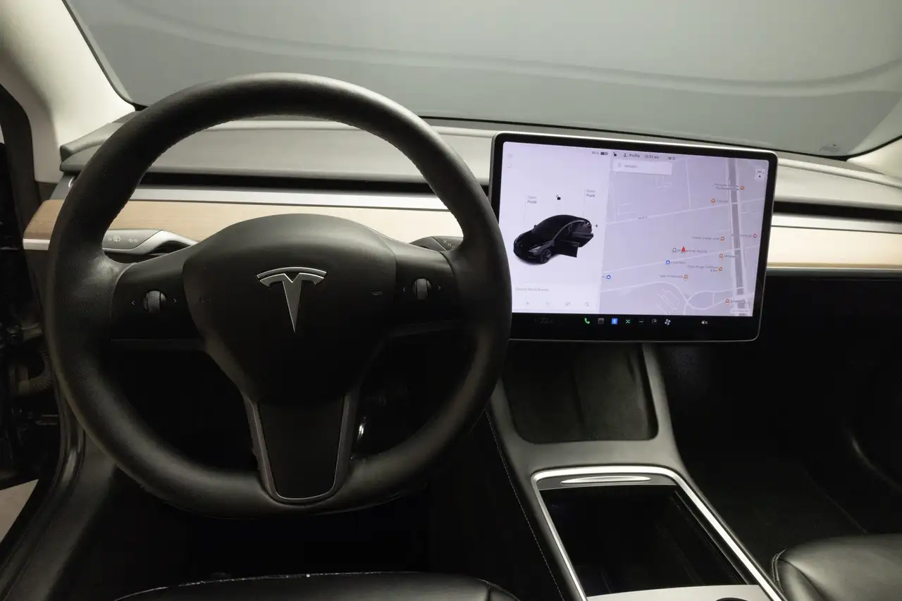 Tesla Model 3 fotografie Tesla Model 3