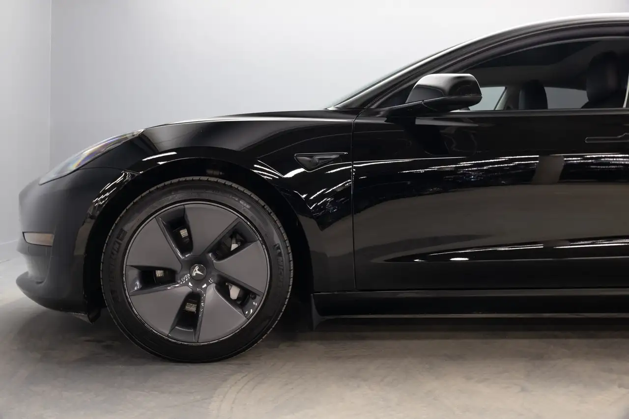 Tesla Model 3 fotografie Tesla Model 3