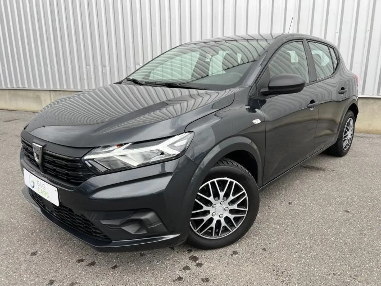 Dacia Sandero Essential Gris - 1