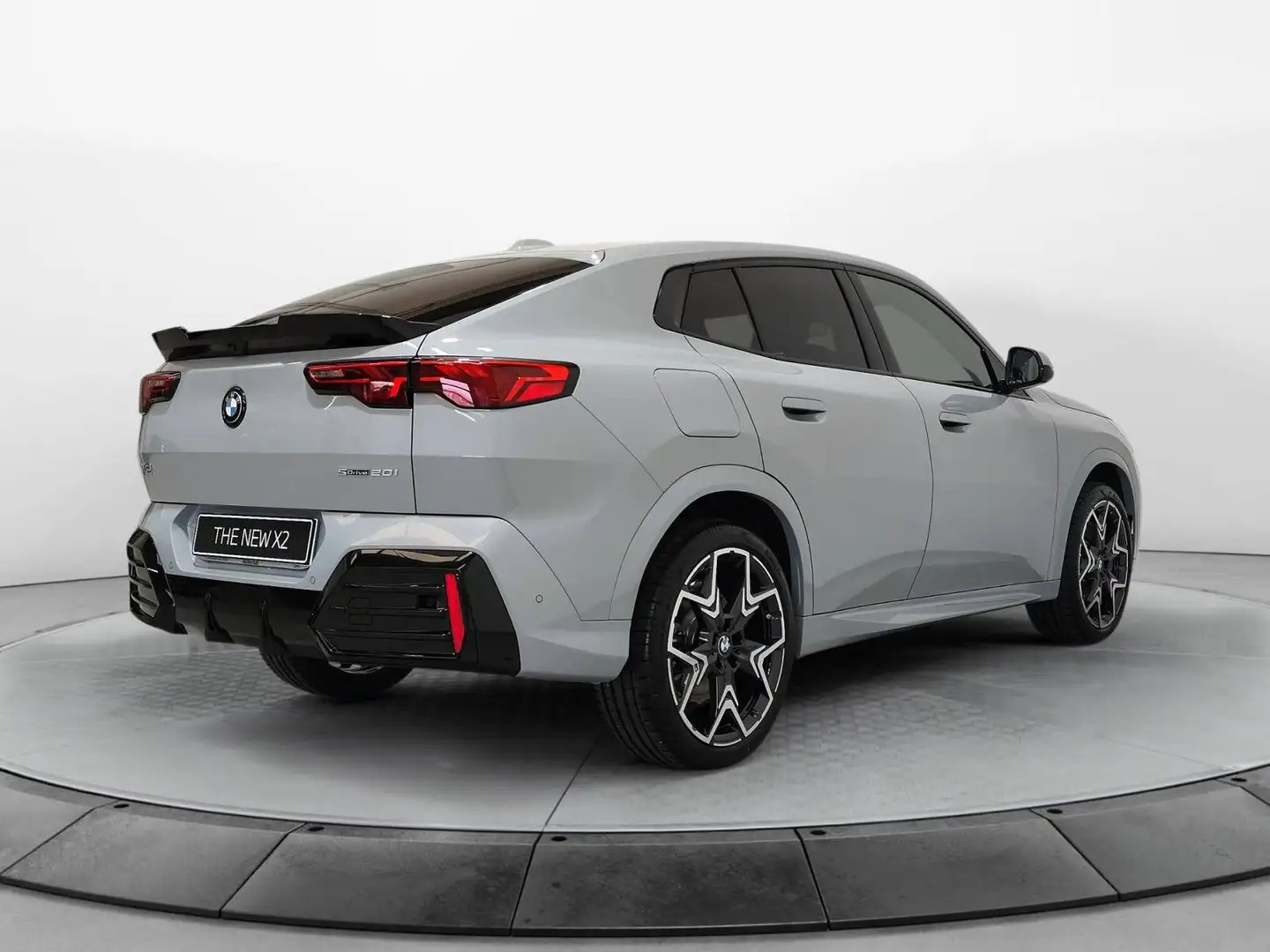 BMW X2 sDrive20i 48V MSport Pro Gris - 2