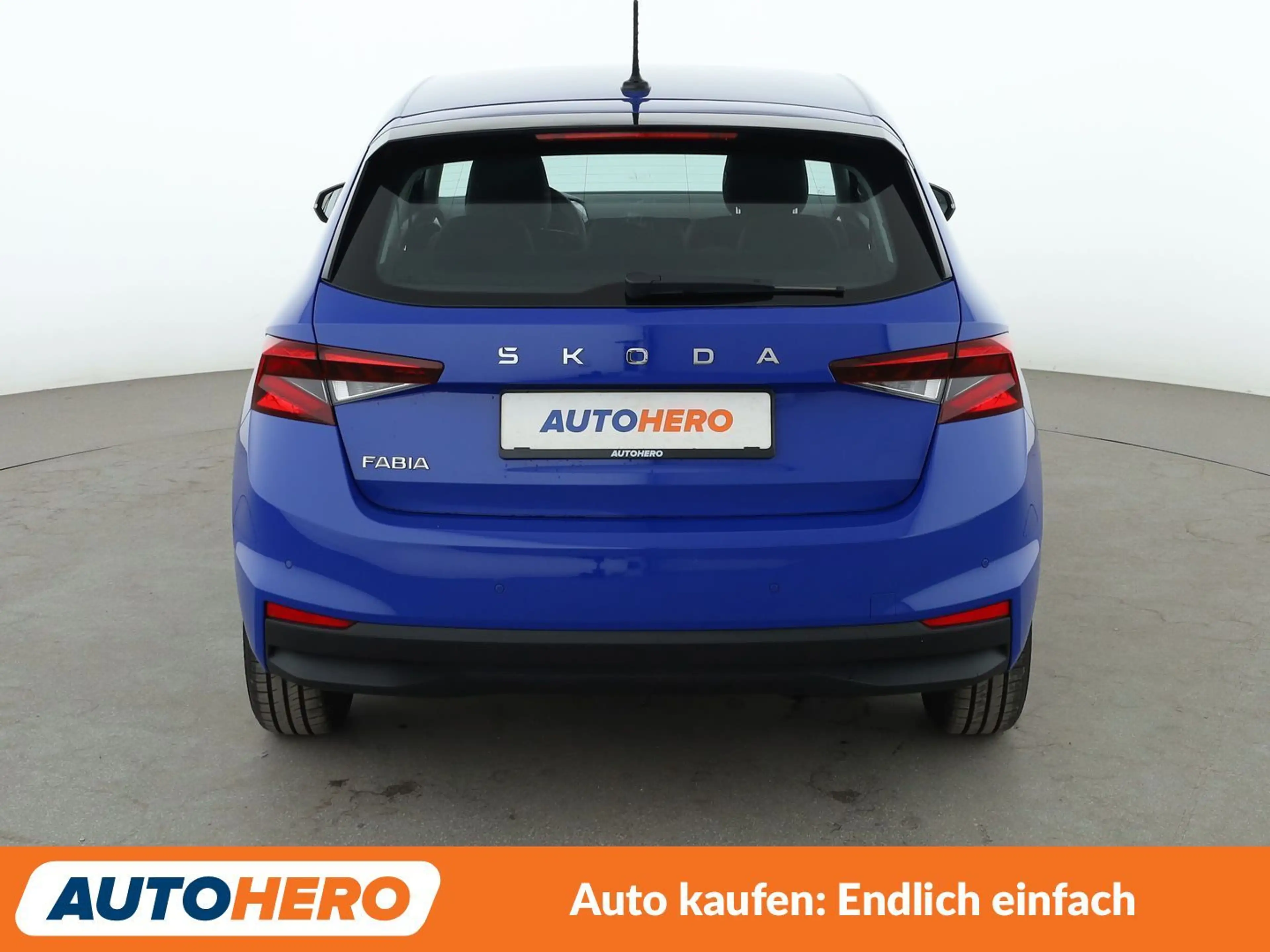 Skoda Fabia 1.0 MPI Essence — photo 5