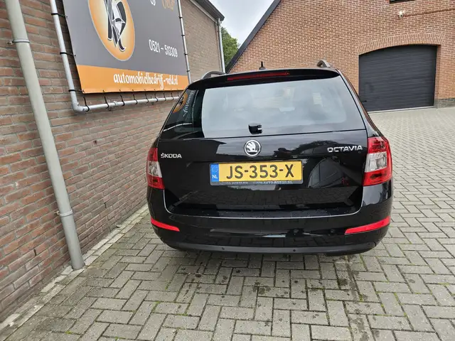 Skoda Octavia view 29