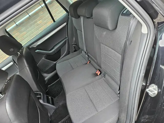 Skoda Octavia view 26