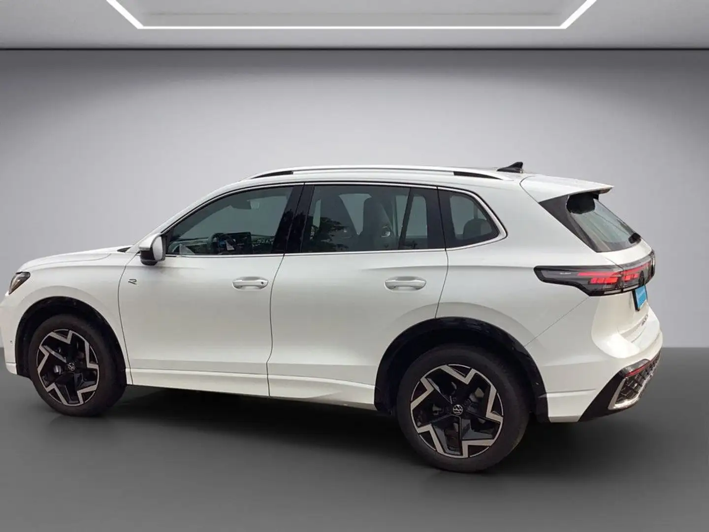 Volkswagen Tiguan 2.0TDI DSG R-Line AHK Weiß - 2